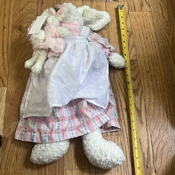 EASTER BUNNIES MOMMA & CHILD EASTER DRESS UP.‎ - Picture 4 of 12